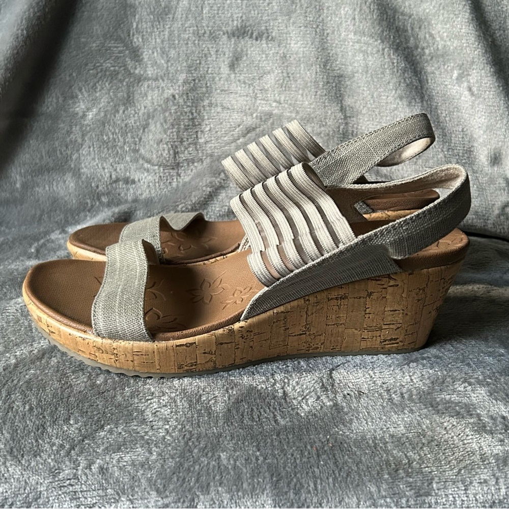 Skechers Taupe/Cream Elastic Strap Cork Wedge Sandals